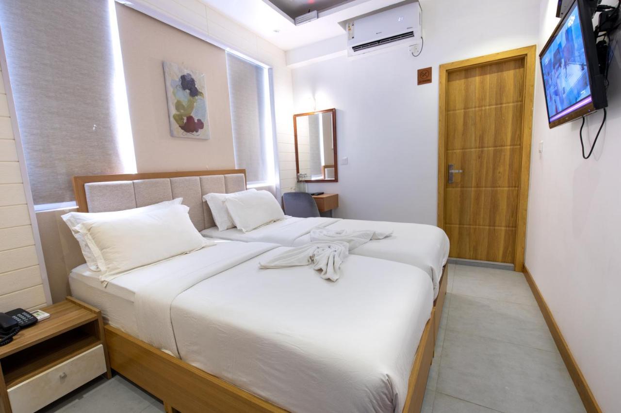 Hotel Araamview Hulhumale Esterno foto
