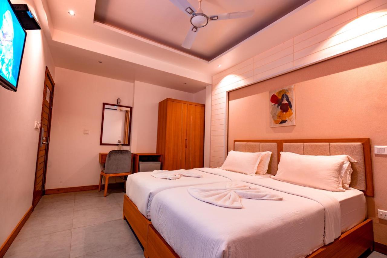Hotel Araamview Hulhumale Esterno foto